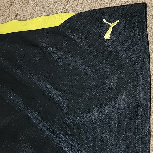 Great condition Boys Puma shorts size XL - Picture 6 of 9